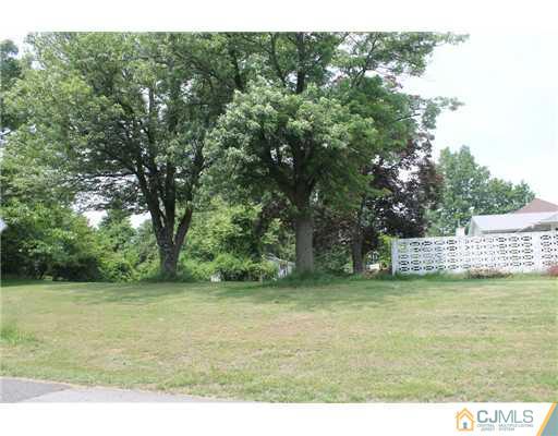 379 Rahway Road Edison, NJ 08820 - Photo 3 of 6 Gallery Image 3