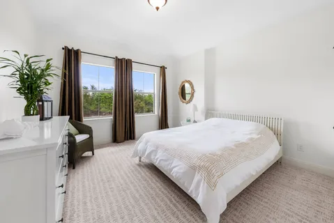$1,950,000 | 2024 University Club Drive, Austin, TX 78732