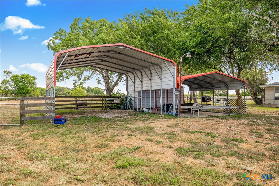 39 Woods Road Port Lavaca, TX 77979 - Photo 9 of 36 Gallery Image 9