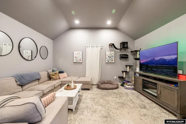 $330,000 | 338 Western Avenue, Buffalo, WY 82834