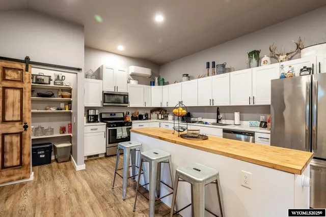 $330,000 | 338 Western Avenue, Buffalo, WY 82834