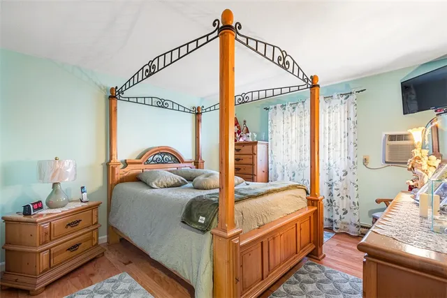 $224,900 | 117 John Street, Unit 1, Lincoln, RI 02865