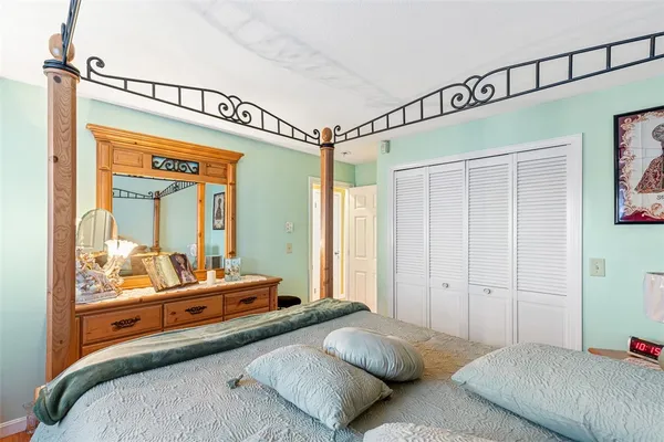 $199,900 | 117 John Street, Unit 1, Lincoln, RI 02865