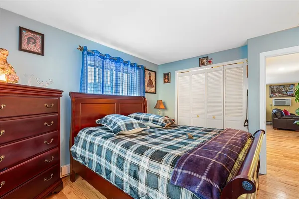 $199,900 | 117 John Street, Unit 1, Lincoln, RI 02865