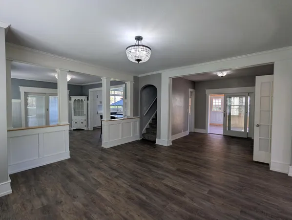$390,000 | 405 Vine Avenue, Albert Lea, MN 56007