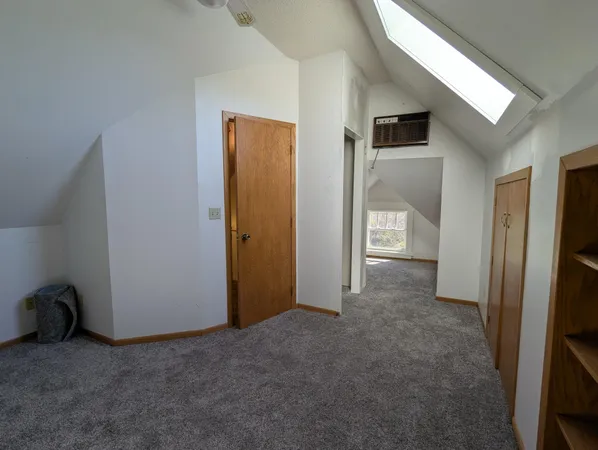$390,000 | 405 Vine Avenue, Albert Lea, MN 56007
