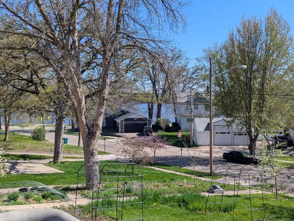 $390,000 | 405 Vine Avenue, Albert Lea, MN 56007