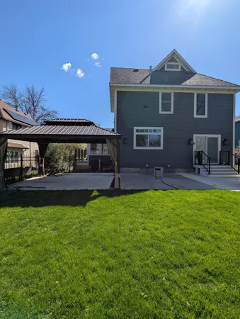 $390,000 | 405 Vine Avenue, Albert Lea, MN 56007