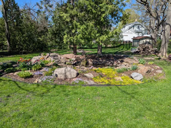 $390,000 | 405 Vine Avenue, Albert Lea, MN 56007