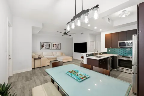 $450,000 | 518 North Federal Highway, Unit 14, Lake Worth, FL 33460