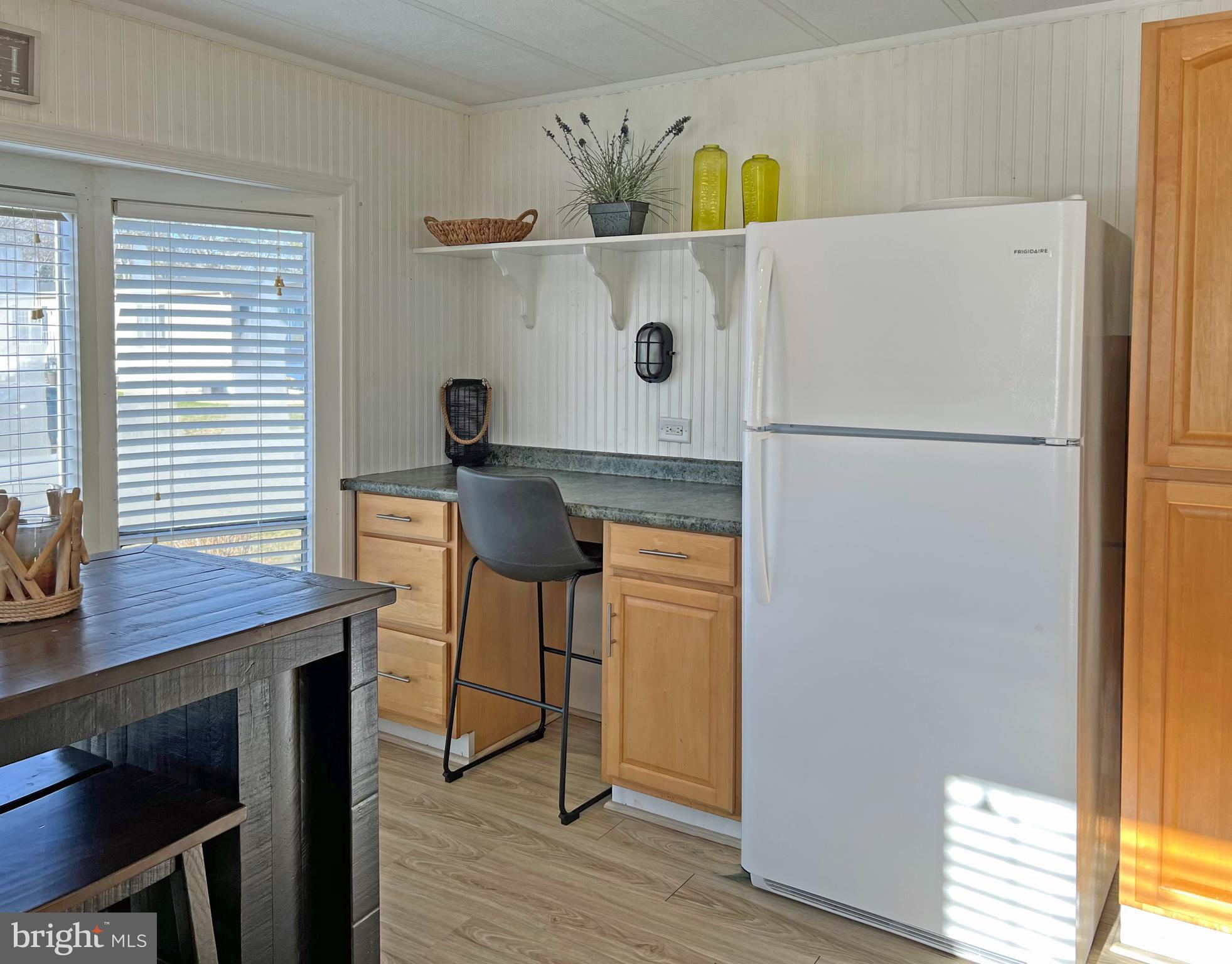 8 Baybreeze Road, Unit D7 Rehoboth Beach, DE 19971 - Photo 8 of 23 Desk Area