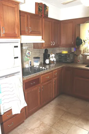 $198,000 | 210 Circle Drive, Salem, IL 62881