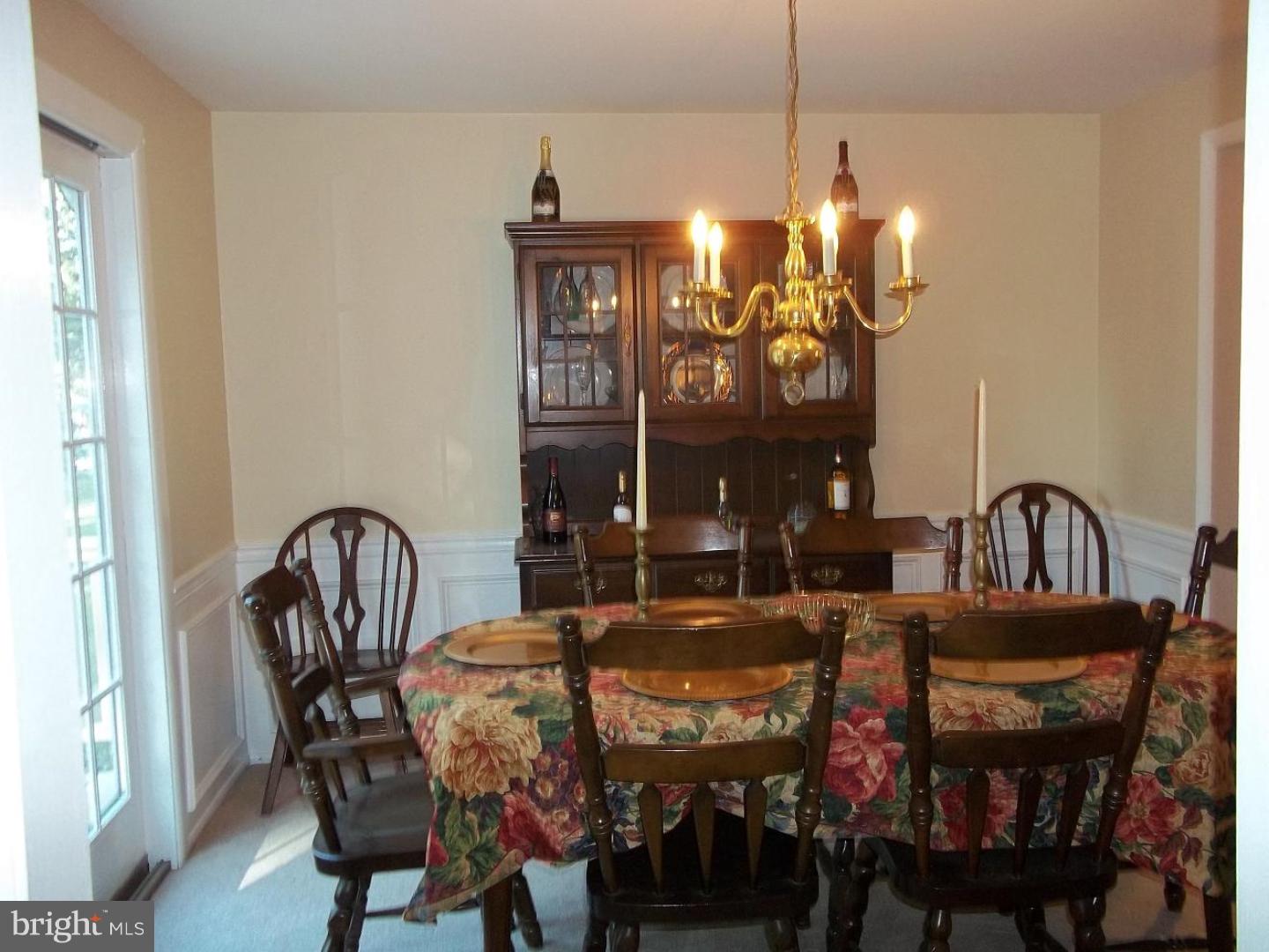 294 Norfolk Road Warminster, PA 18974 - Photo 5 of 25 Dining Room