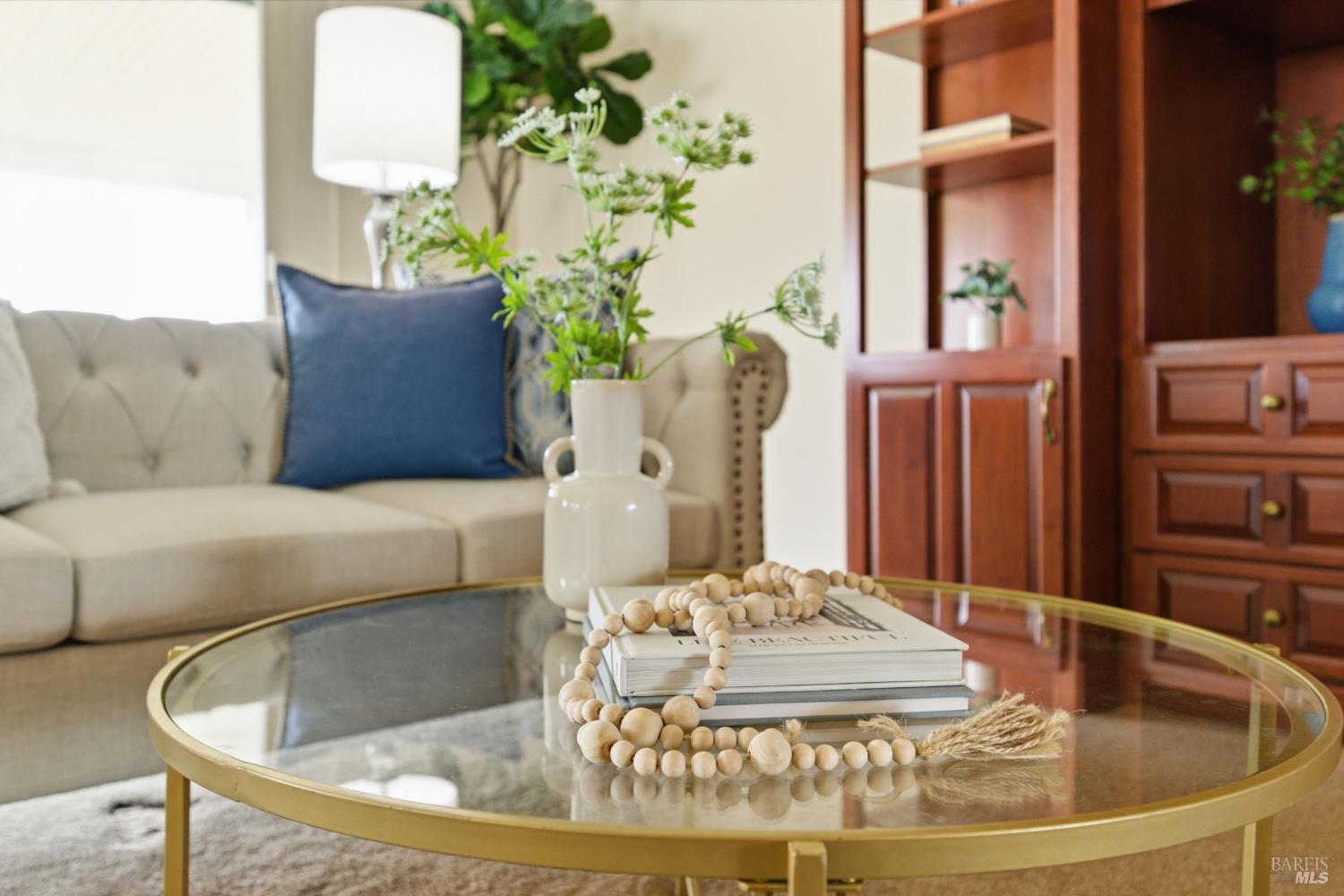 347 Twin Lakes Drive Santa Rosa, CA 95409 - Photo 8 of 47 a living room with furniture flowerpot and wooden floor