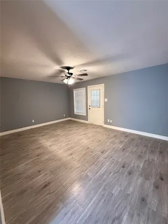 $1,675 | 5830 Clarewood Drive, Houston, TX 77081