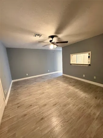 $1,675 | 5830 Clarewood Drive, Houston, TX 77081