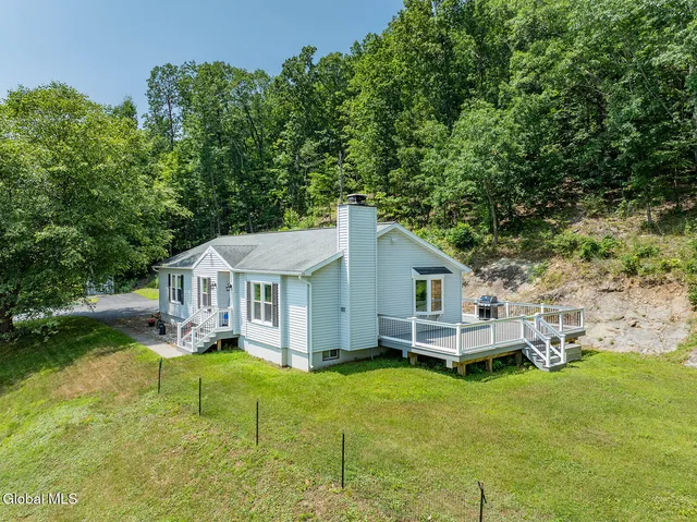 $399,900 | 2973 Highway 40, Greenwich, NY 12834