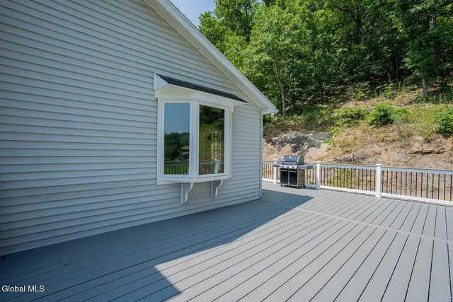 $399,900 | 2973 Highway 40, Greenwich, NY 12834