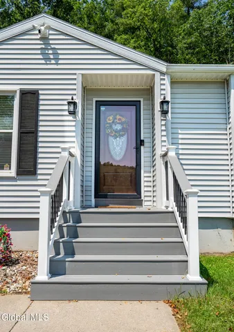 $399,900 | 2973 Highway 40, Greenwich, NY 12834