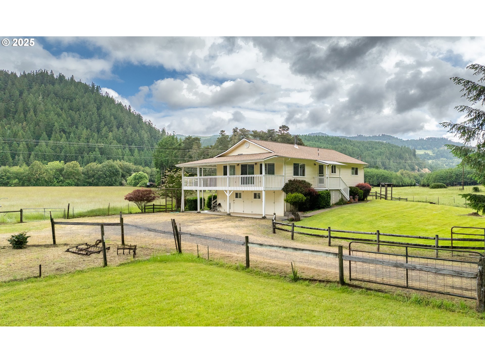 3333 Bullock Road Oakland, OR 97462 - Photo 1 of 48 a view of an outdoor space and swimming pool