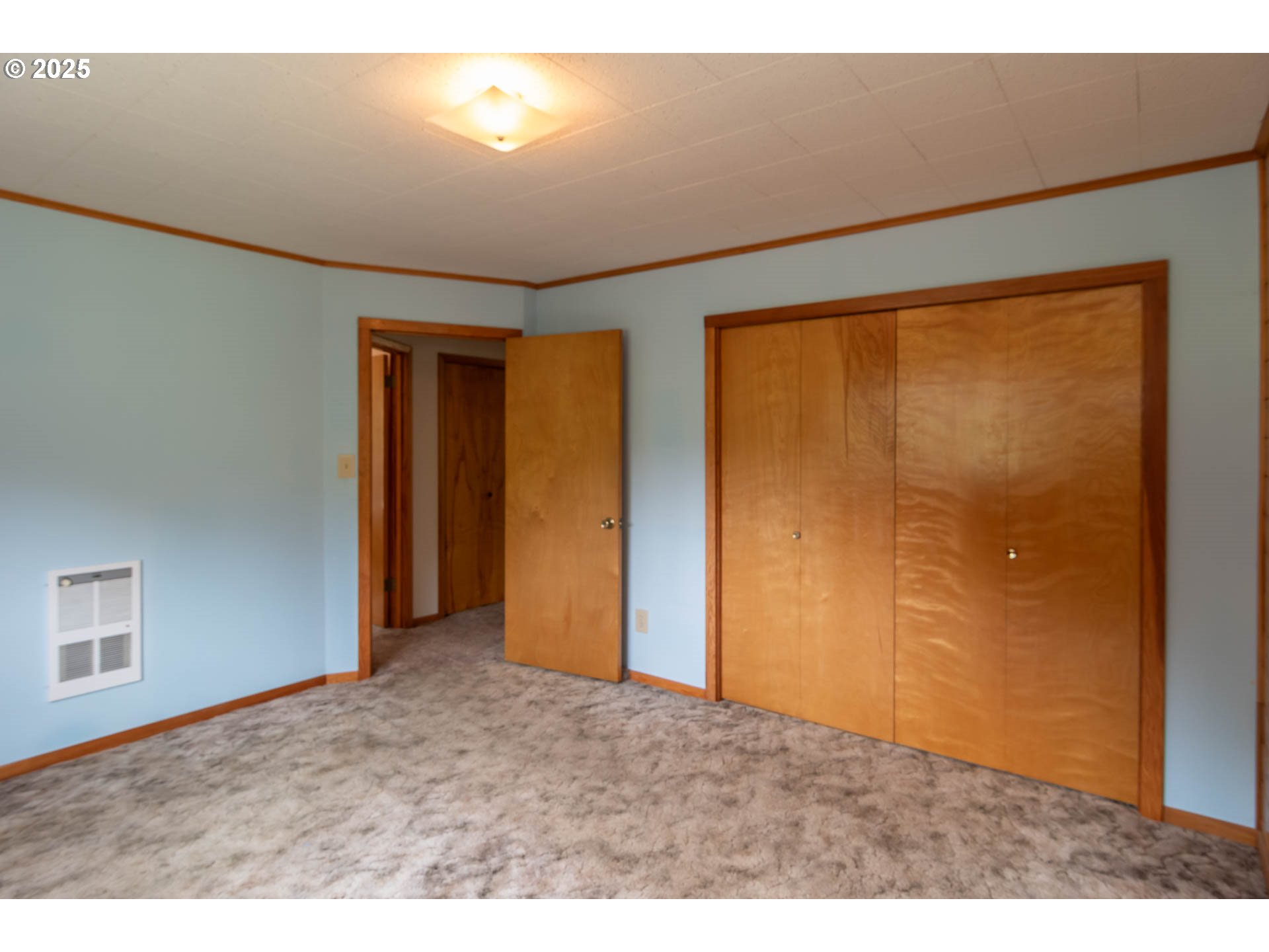 3333 Bullock Road Oakland, OR 97462 - Photo 24 of 48 a view of empty room