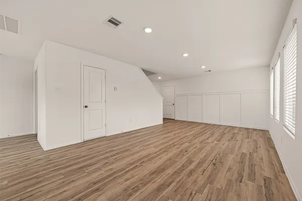 $2,150 | 1307 Vincente Court, Conroe, TX 77301