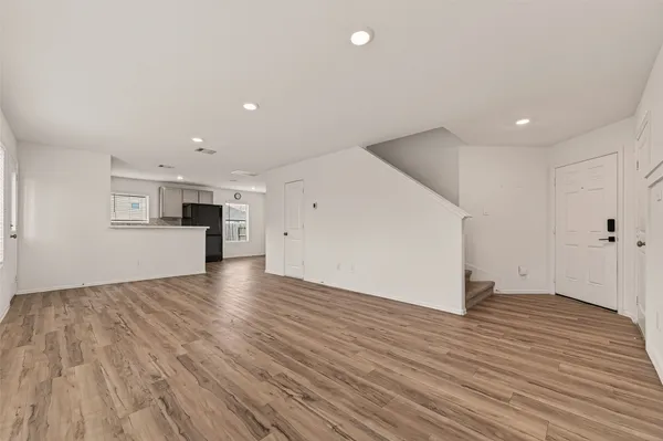 $2,150 | 1307 Vincente Court, Conroe, TX 77301