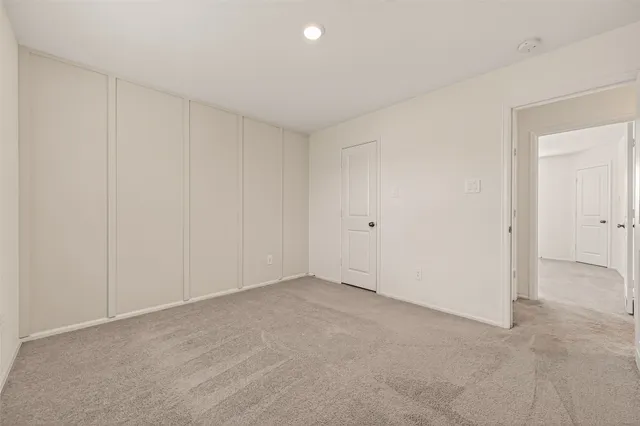 $2,300 | 1307 Vincente Court, Conroe, TX 77301