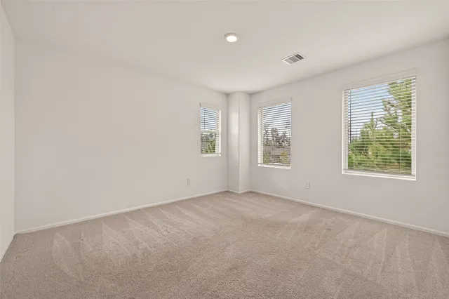 $2,300 | 1307 Vincente Court, Conroe, TX 77301