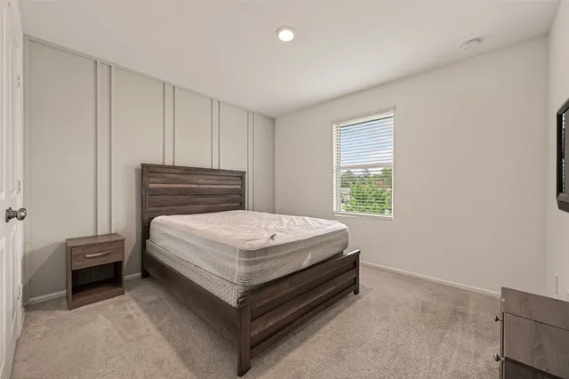 $2,300 | 1307 Vincente Court, Conroe, TX 77301