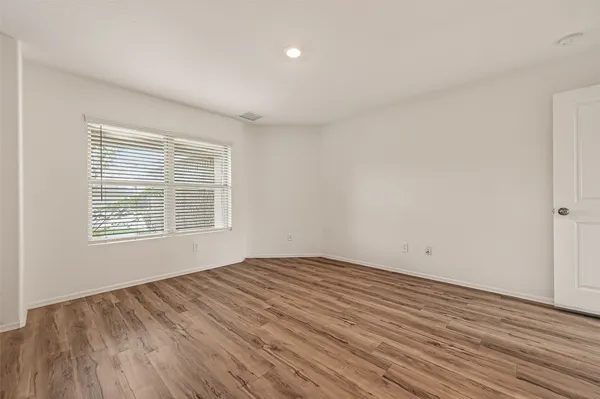 $2,150 | 1307 Vincente Court, Conroe, TX 77301