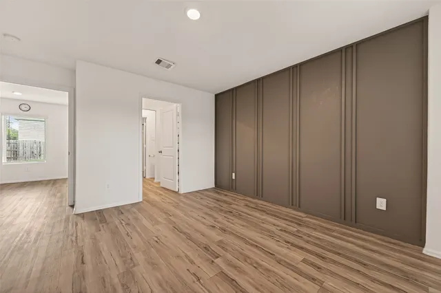 $2,300 | 1307 Vincente Court, Conroe, TX 77301