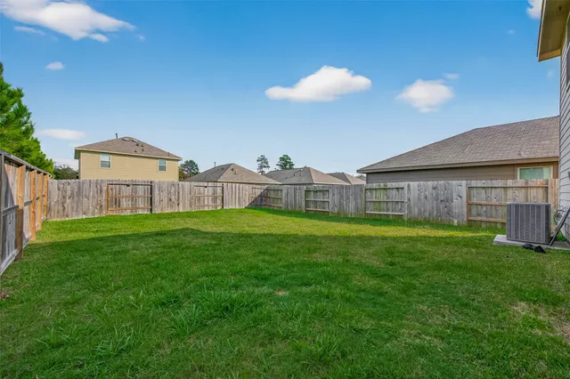 $2,300 | 1307 Vincente Court, Conroe, TX 77301