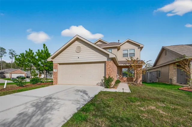 $2,300 | 1307 Vincente Court, Conroe, TX 77301