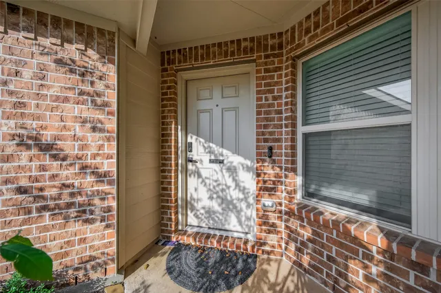 $2,300 | 1307 Vincente Court, Conroe, TX 77301