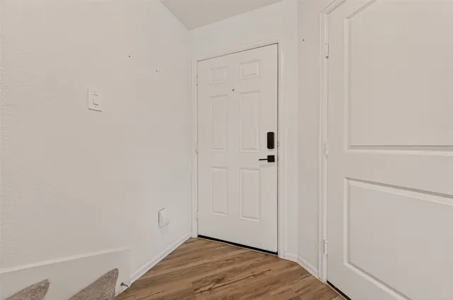 $2,300 | 1307 Vincente Court, Conroe, TX 77301