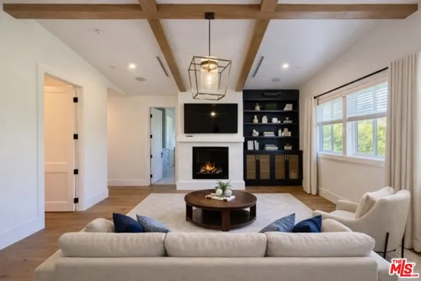 $19,950 | 9607 Kirkside Road, Los Angeles, CA 90035