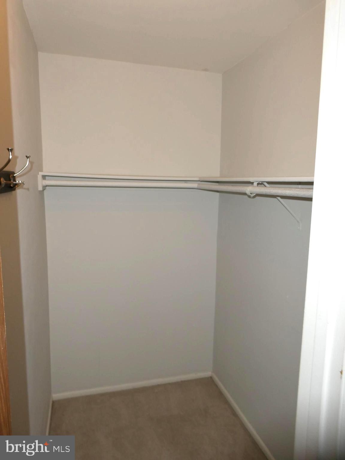 7061 Catalpa Road Frederick, MD 21703 - Photo 16 of 31 Walk in closet