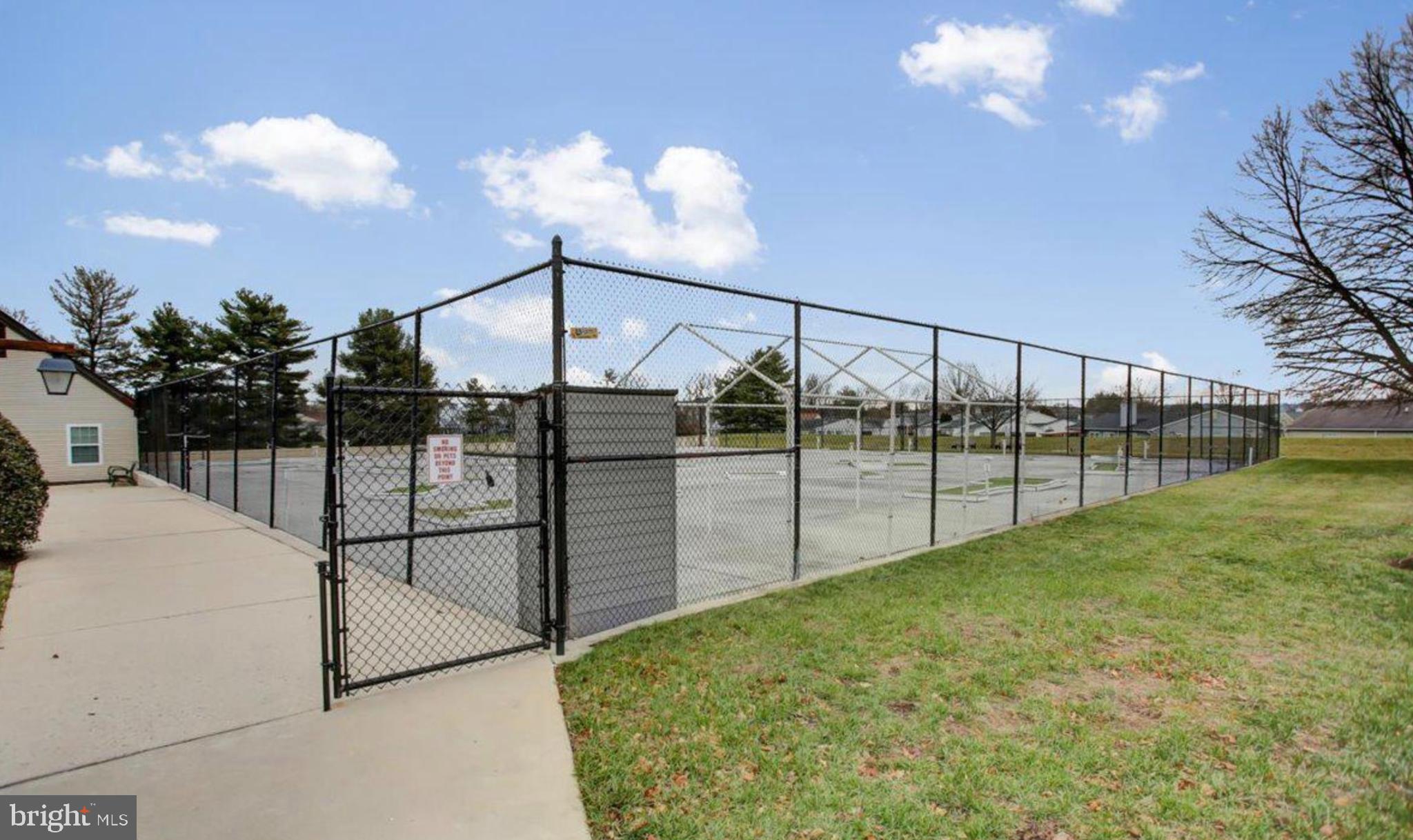 7061 Catalpa Road Frederick, MD 21703 - Photo 26 of 31 Tennis/putt putt