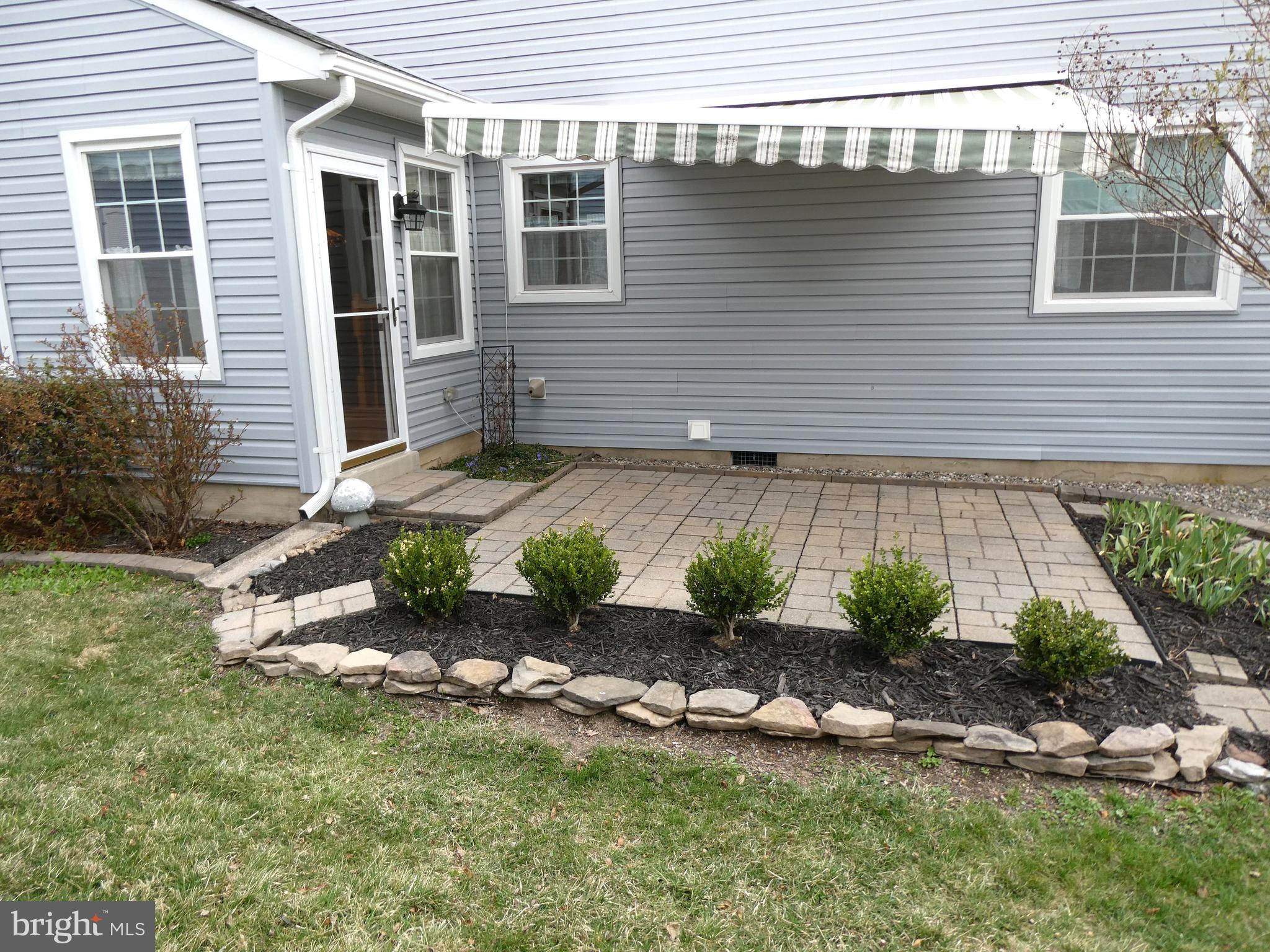 7061 Catalpa Road Frederick, MD 21703 - Photo 3 of 31 With retractable awning