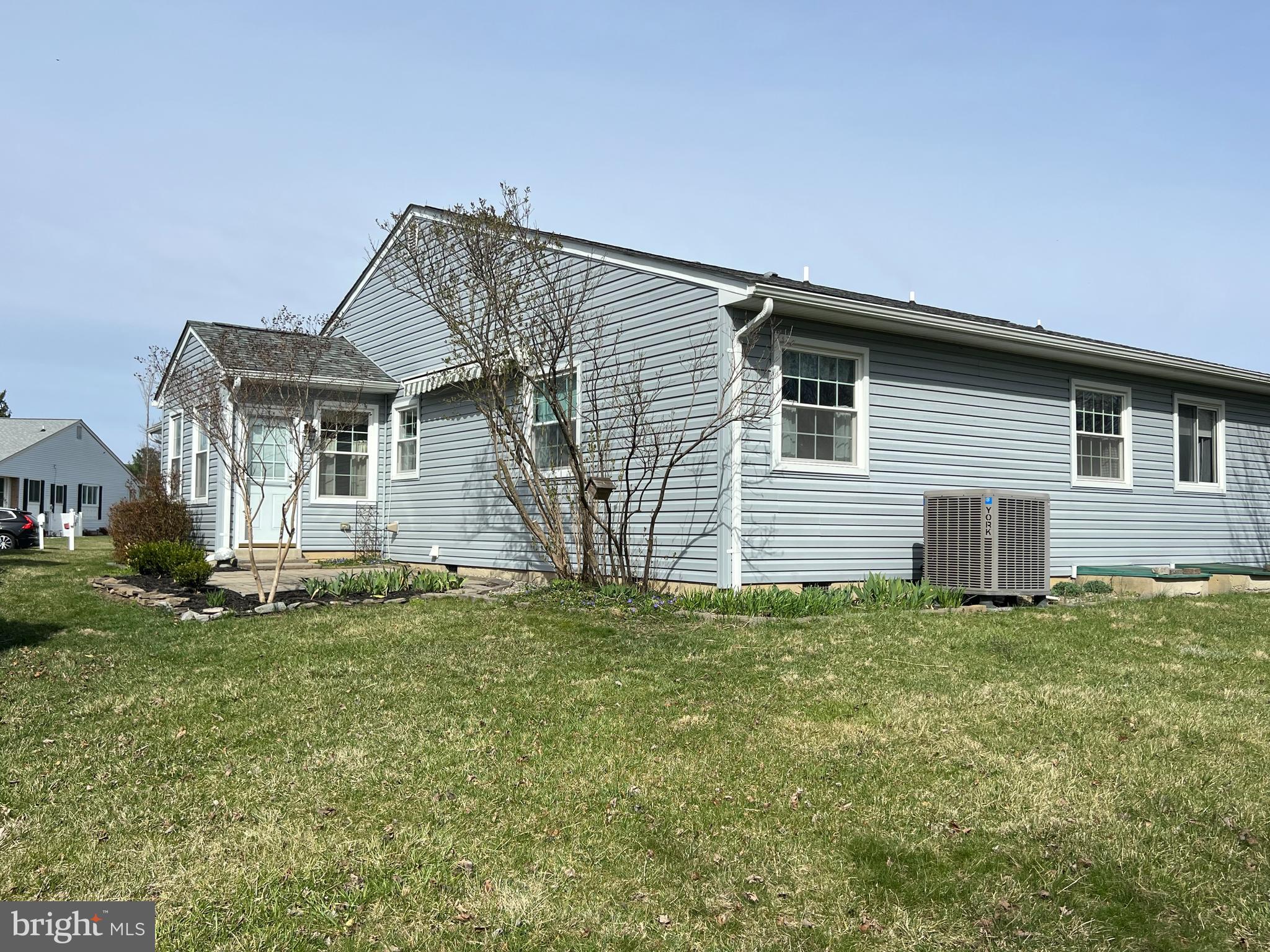 7061 Catalpa Road Frederick, MD 21703 - Photo 4 of 31 Newly replaced siding and architectural shingles