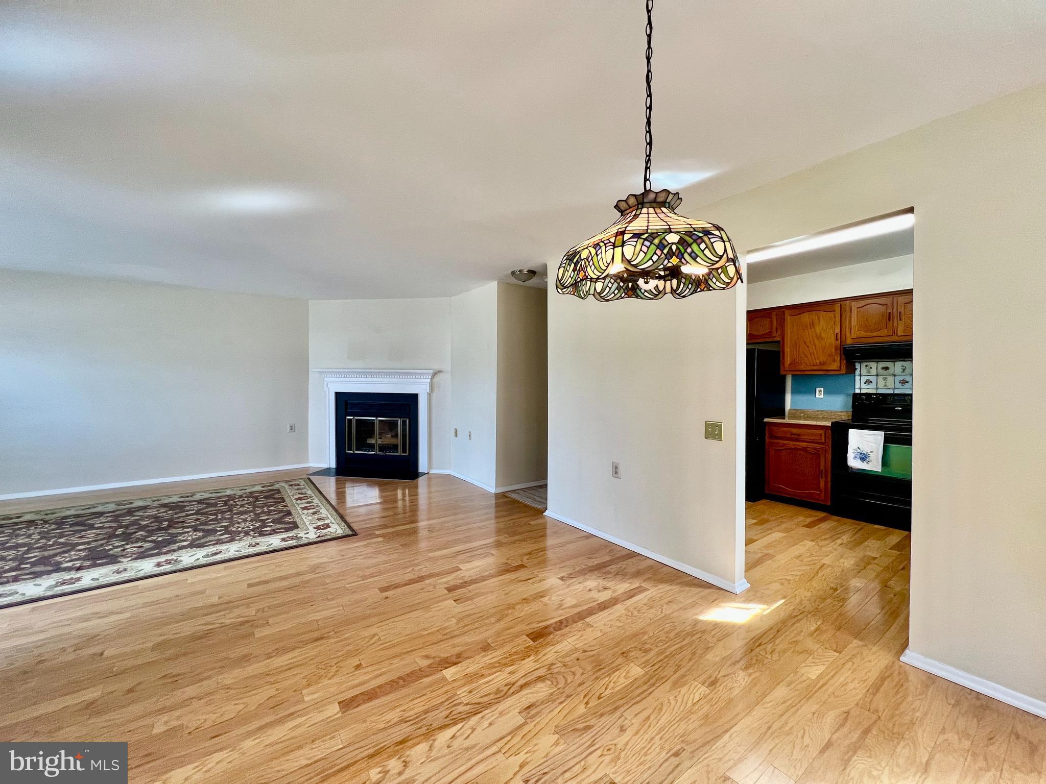 7061 Catalpa Road Frederick, MD 21703 - Photo 6 of 31 Hardwood flooring throughout
