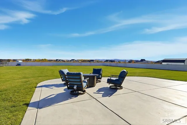 $788,000 | 1575 North 845 Street, Shelley, ID 83274