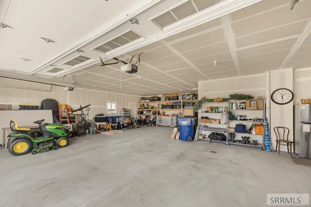 $788,000 | 1575 North 845 Street, Shelley, ID 83274