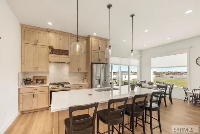 $788,000 | 1575 North 845 Street, Shelley, ID 83274