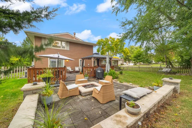 $655,000 | 320 Pochet Lane, Schaumburg, IL 60193