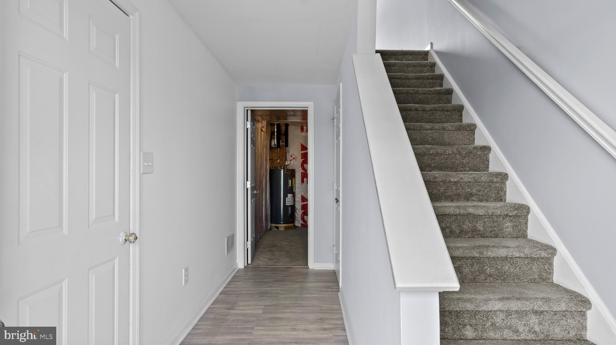 450 Fisher Drive York, PA 17404 - Photo 3 of 21