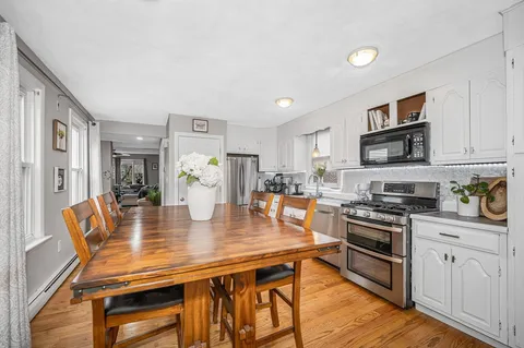a view of kitchen with breakfast area