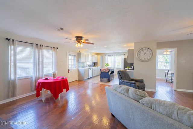 $415,000 | 125 Bettis Lane, Kingston, TN 37763