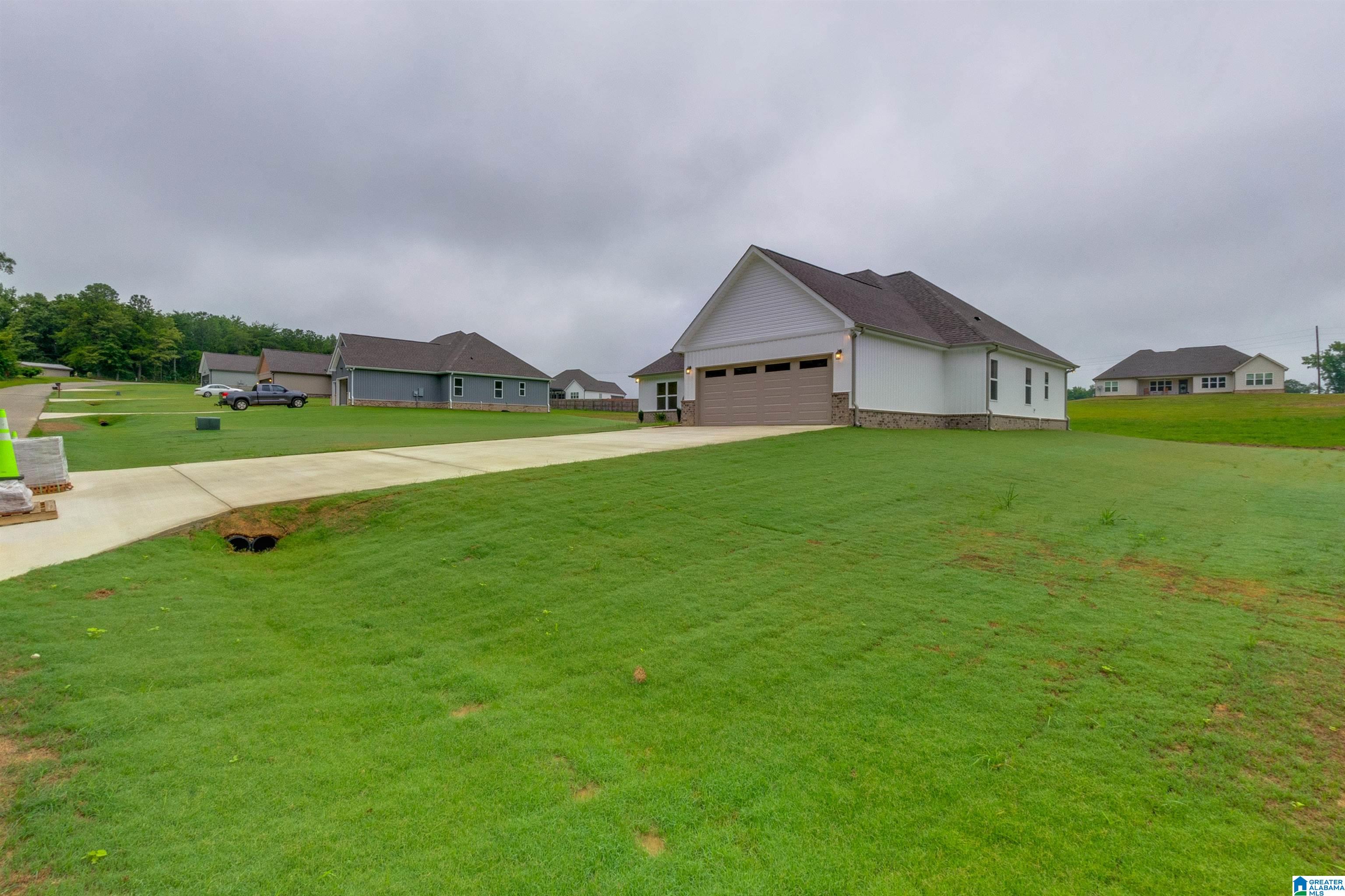 838 New Style Circle Clanton, AL 35045 - Photo 3 of 45